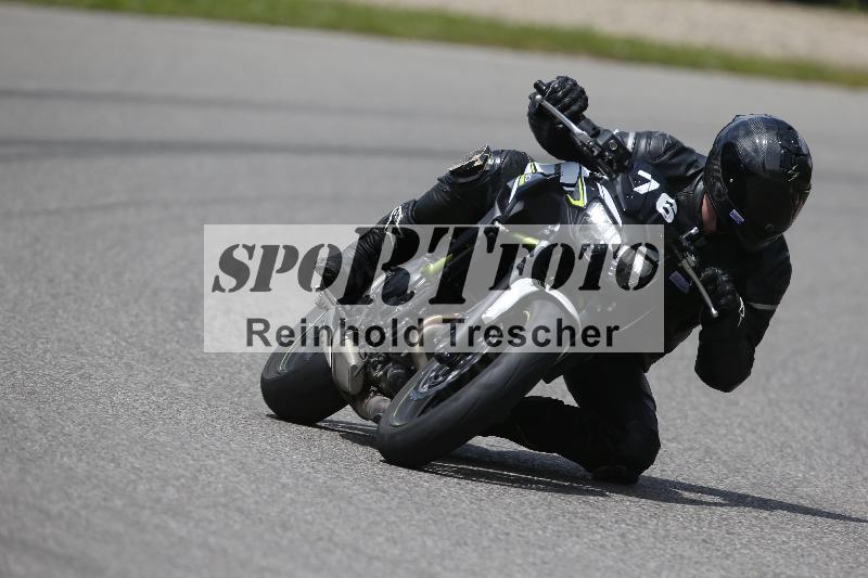 /Archiv-2024/29 12.06.2024 MOTO.CH Track Day ADR/Gruppe blau/76